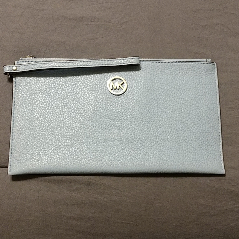 Michael Kors Large Wristlet Light Blue